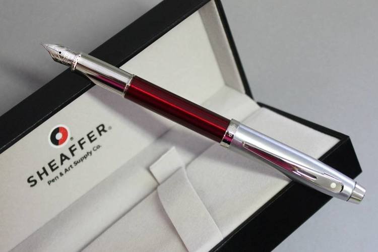 9307 Sheaffer Collection 100 Fountain Pen, Red, Nickel Finish